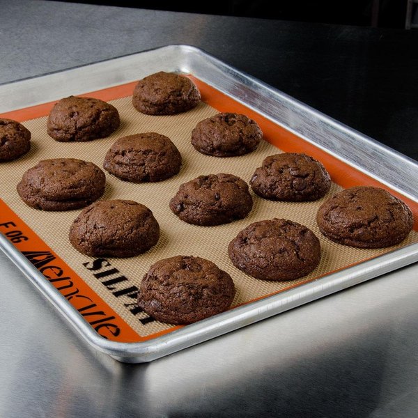Silpat Baking Mat • قاعدة سيلبات للفرن حجم متوسط - plantnmore
