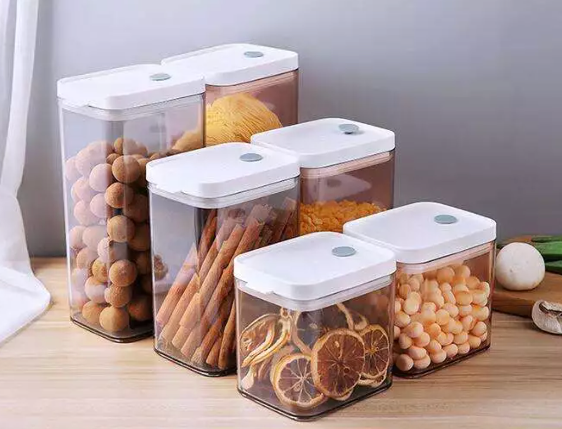 3 Air Tight Containers • ٣ علب ضغط تخزين الطعام - plantnmore