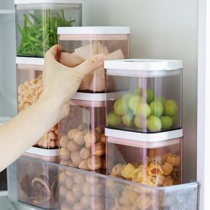 3 Air Tight Containers • ٣ علب ضغط تخزين الطعام - plantnmore