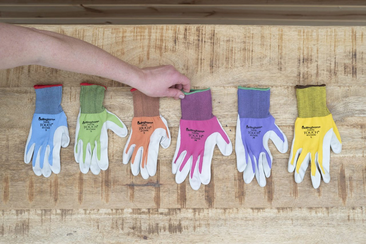Small Nitrile Touch Gloves • قفاز النايتريل الخفيف حجم صغير - plantnmore